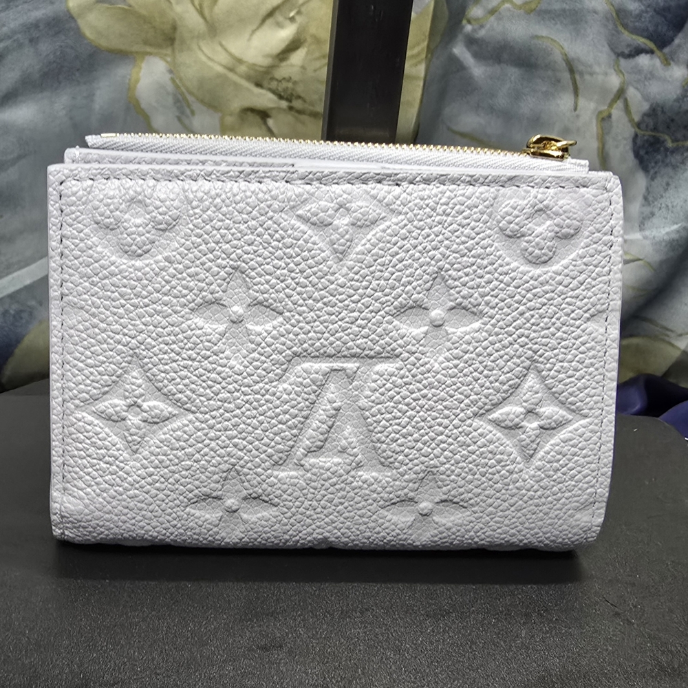Louis Vuitton Pourtefeuille Lisa Empreinte Wallet - Picture 2 of 8